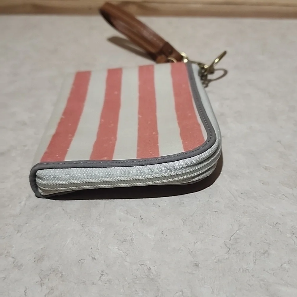 Fossil Wristlet card holder waller